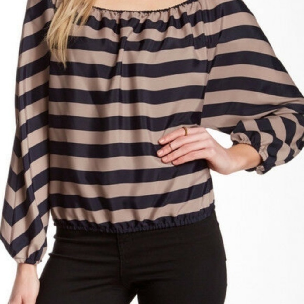 BCBG MAXAZRIA Off The Shoulder‎ Estella Top - Picture 2 of 6